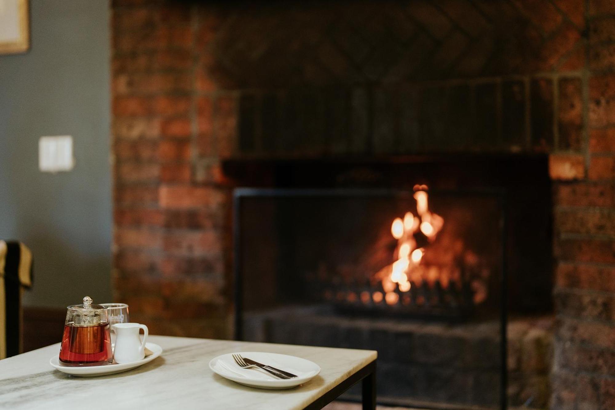 Peppers Manor House Hotel Sutton Forest Екстериор снимка
