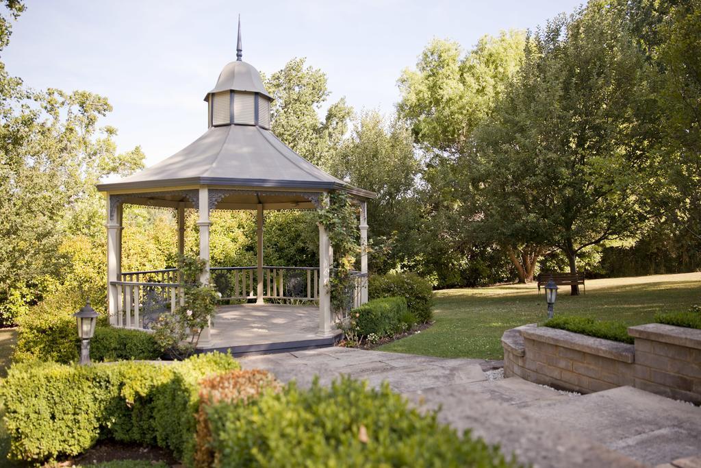 Peppers Manor House Hotel Sutton Forest Екстериор снимка