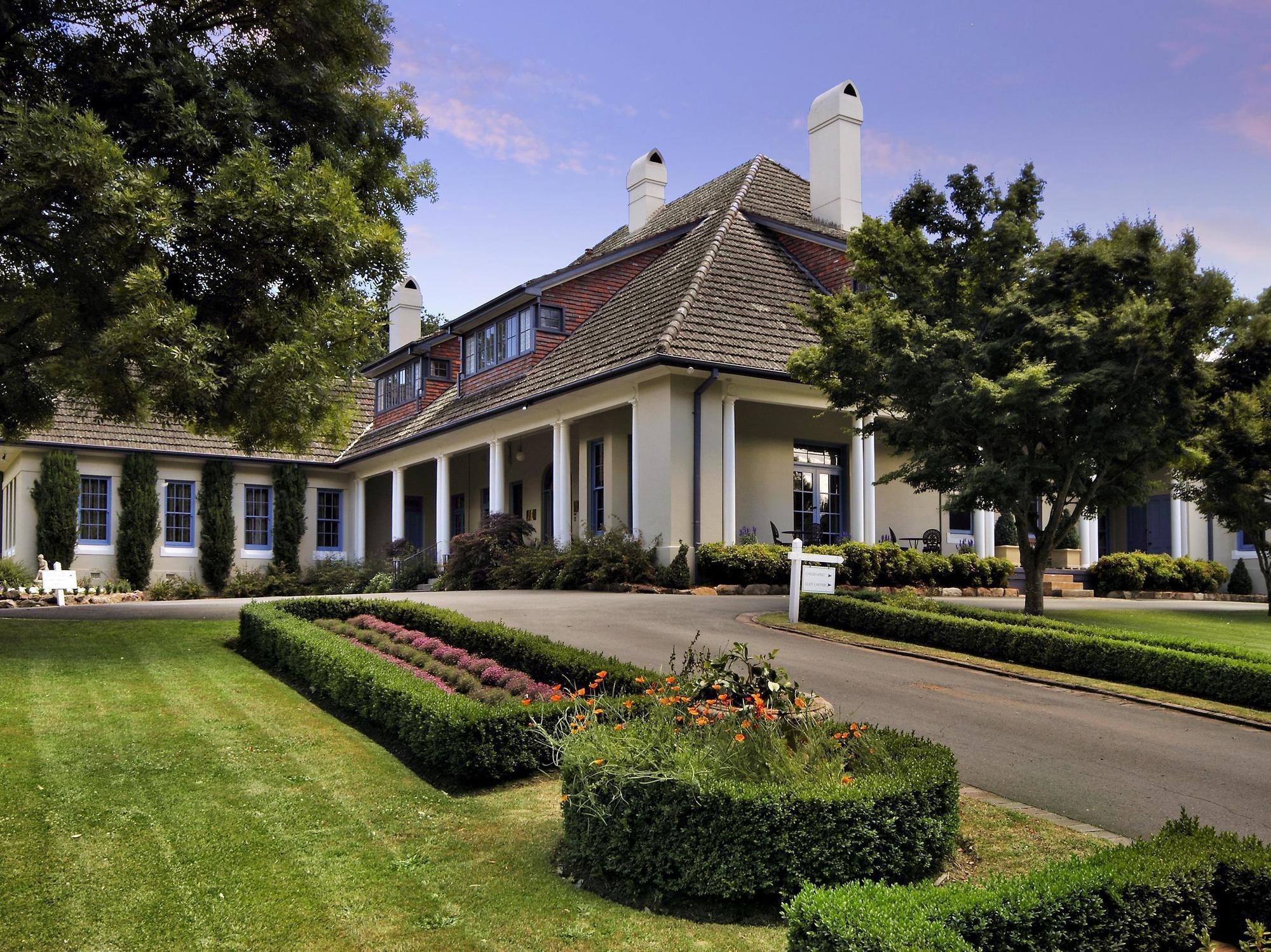 Peppers Manor House Hotel Sutton Forest Екстериор снимка