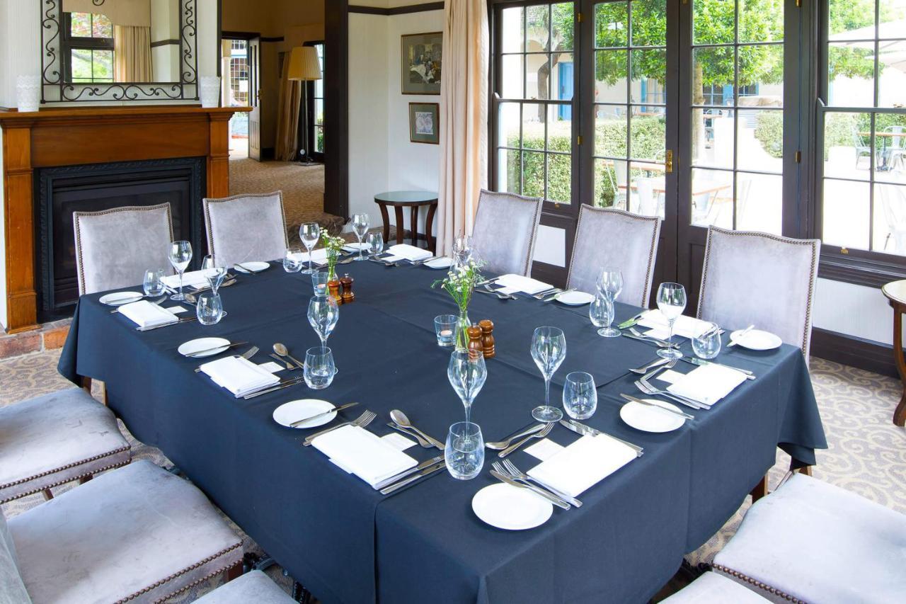 Peppers Manor House Hotel Sutton Forest Екстериор снимка